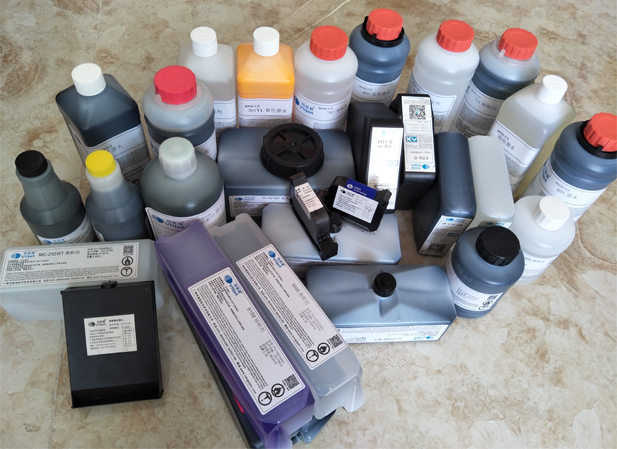 長沙領(lǐng)達(dá)電子科技有限公司,長沙連續(xù)式噴碼設(shè)備供應(yīng),大字符噴碼機(jī)圖供應(yīng),激光噴碼機(jī)供應(yīng) 長沙領(lǐng)達(dá)電子科技有限公司,長沙連續(xù)式噴碼設(shè)備供應(yīng),大字符噴碼機(jī)圖供應(yīng),激光噴碼機(jī)供應(yīng)